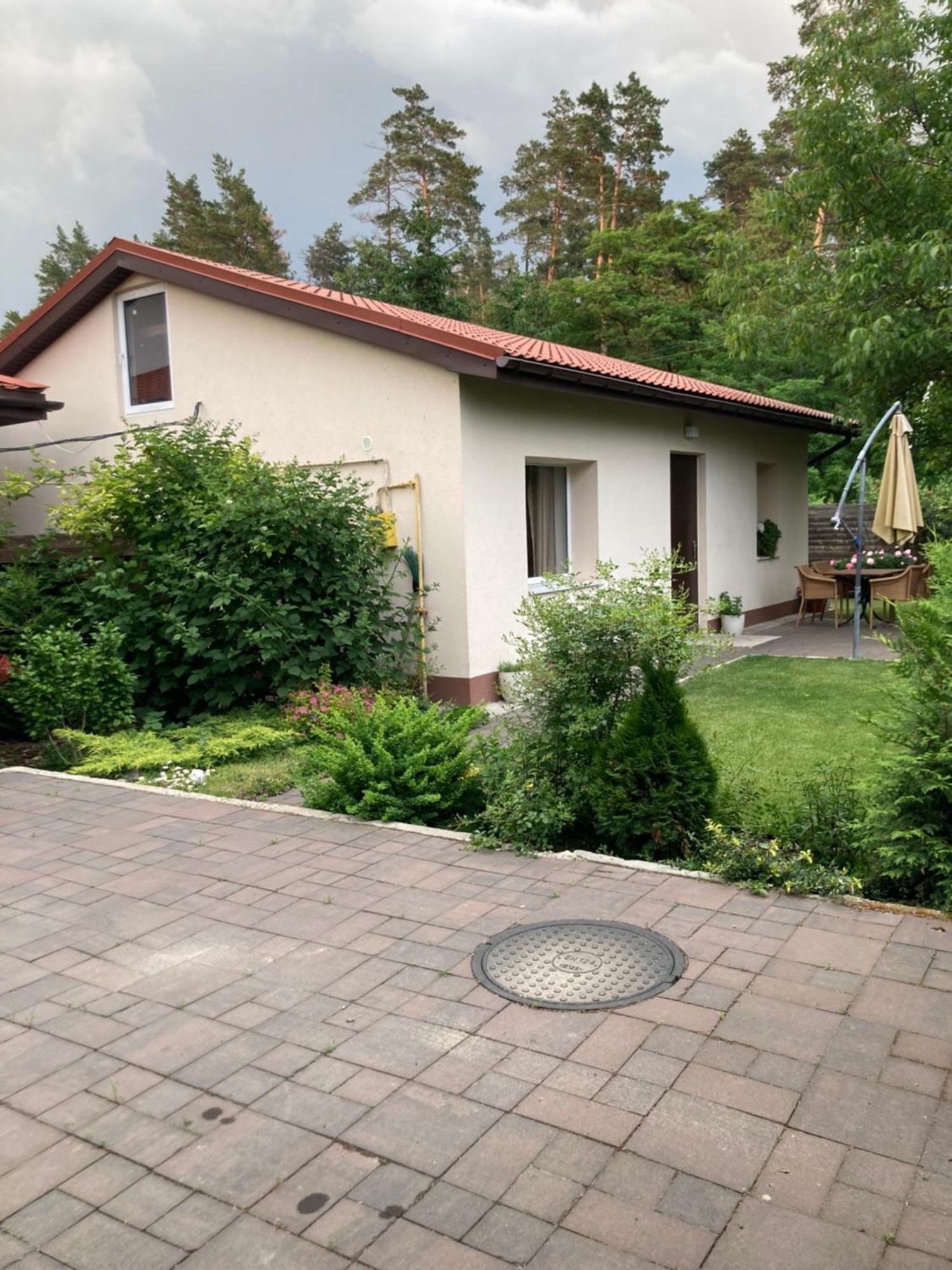 Vorzel House Villa Екстериор снимка